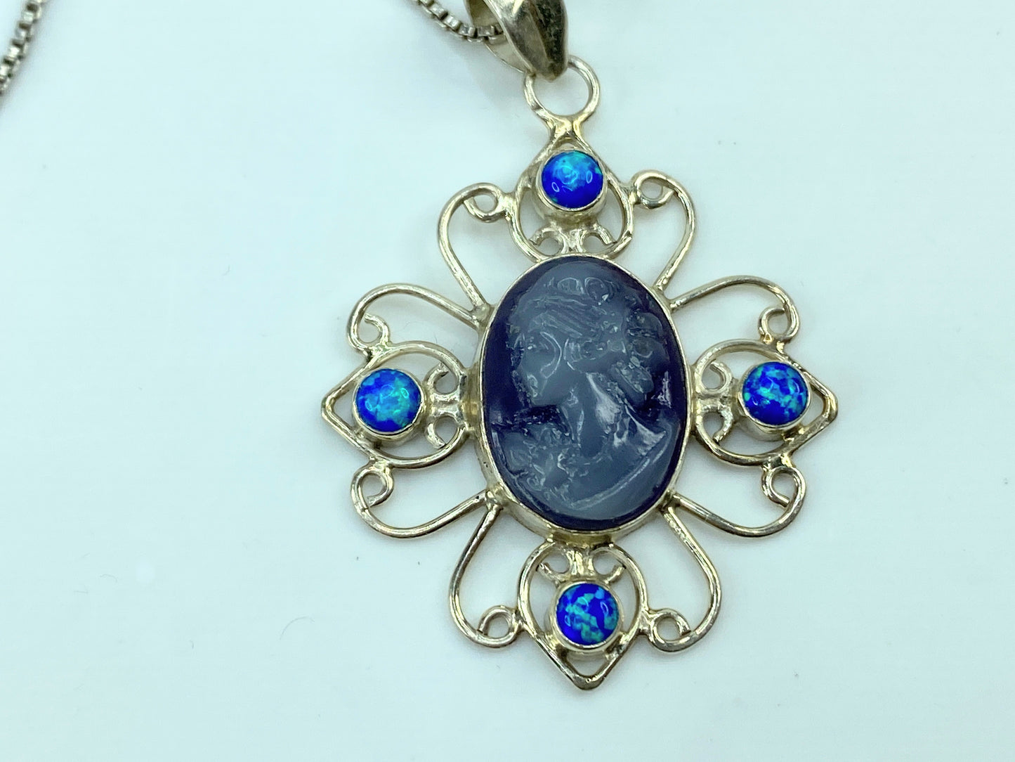 Sterling silver Cameo Opal openwork scroll pendant necklace 9.1g 24" JR995