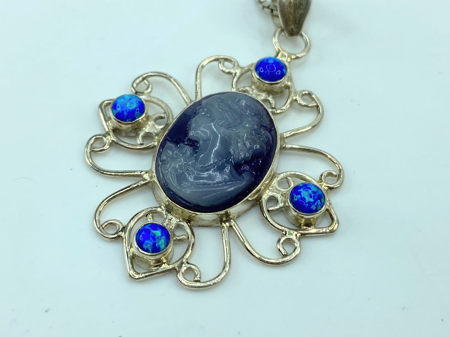 Sterling silver Cameo Opal openwork scroll pendant necklace 9.1g 24" JR995