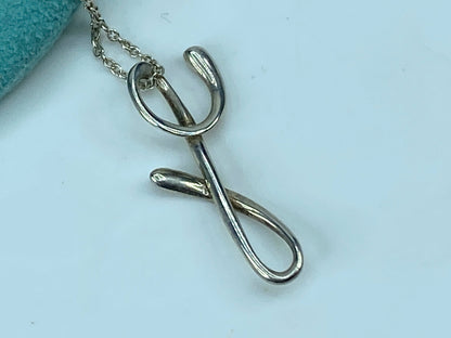Tiffany & Co. Elsa Peretti initial "y" Pendant Necklace sterling silver JR334