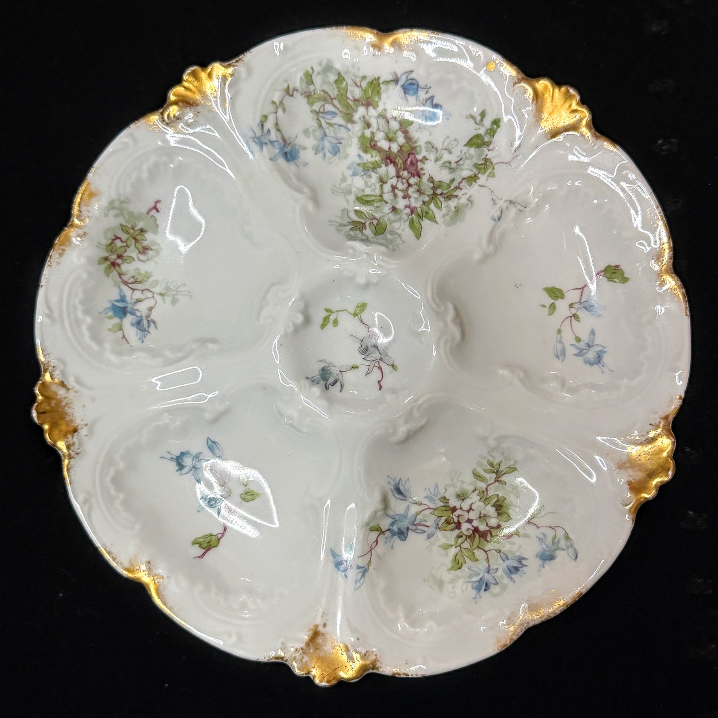 Antique Limoges Porcelain Floral Oyster Plate Gilt Trim 7.5 Inch A892