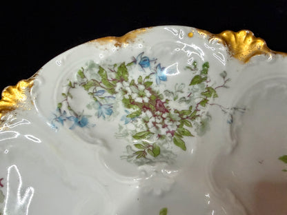 Antique Limoges Porcelain Floral Oyster Plate Gilt Trim 7.5 Inch A892