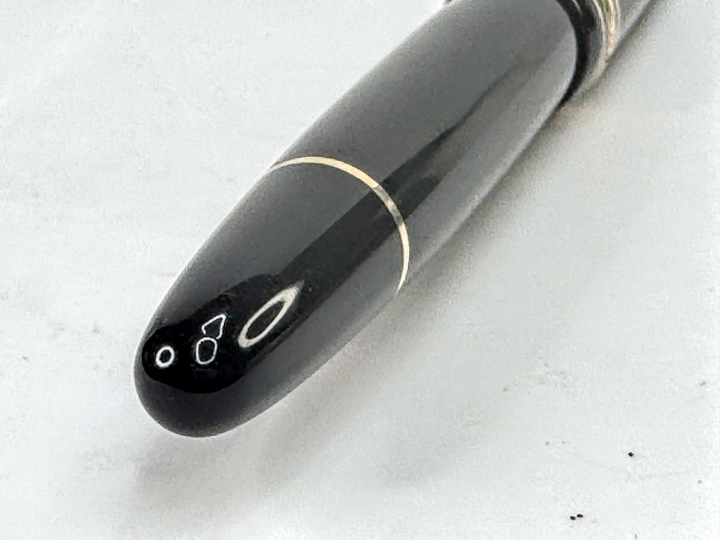 Vintage Resin Montblanc Meisterstück LeGrand Black Gold Rollerball Pen SS398