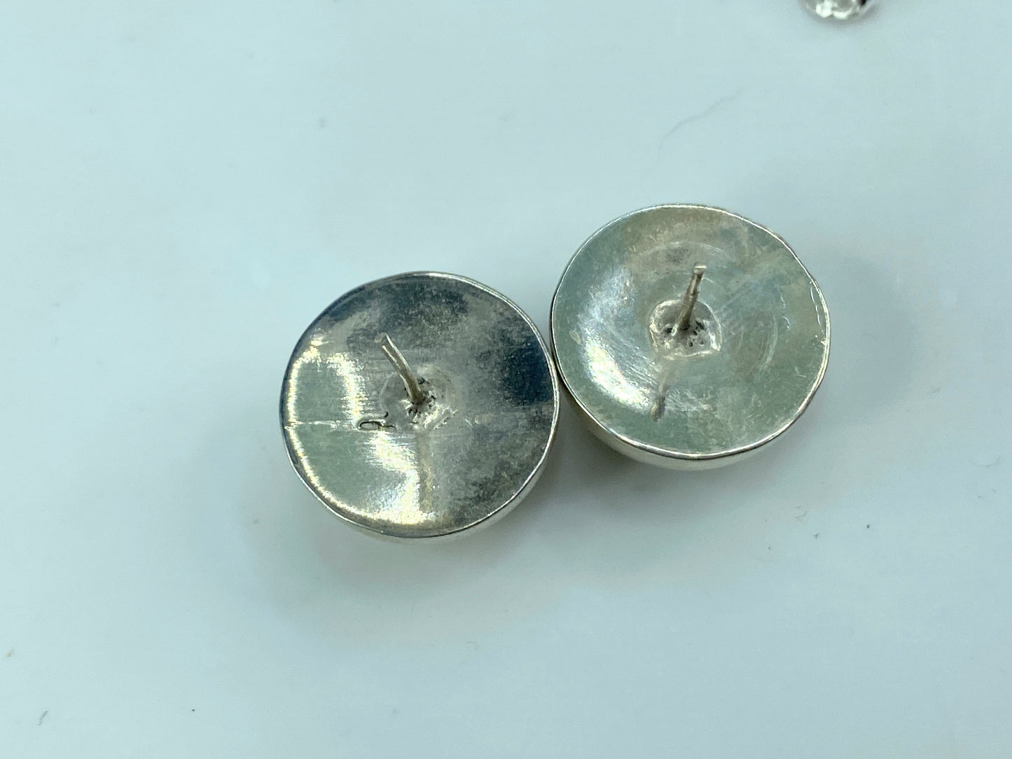 Vintage Sterling Silver Button Dome Earrings – 18x10 mm, JR996
