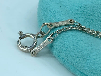 Tiffany & Co. Elsa Peretti initial "y" Pendant Necklace sterling silver JR334