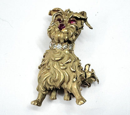 A fine 14ct yellow gold dog pattern Ruby Diamond brooch 7.4g JR9391