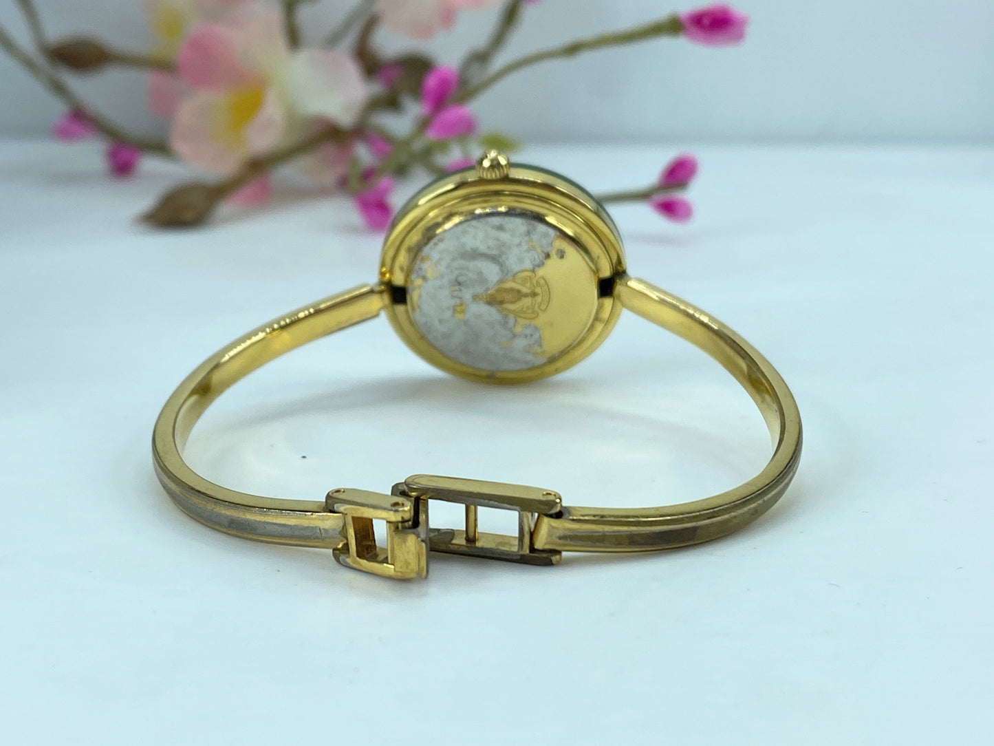 Gucci Change Bezel 12 Colors White & Gold Women's Watch Plating Quartz Box GS405