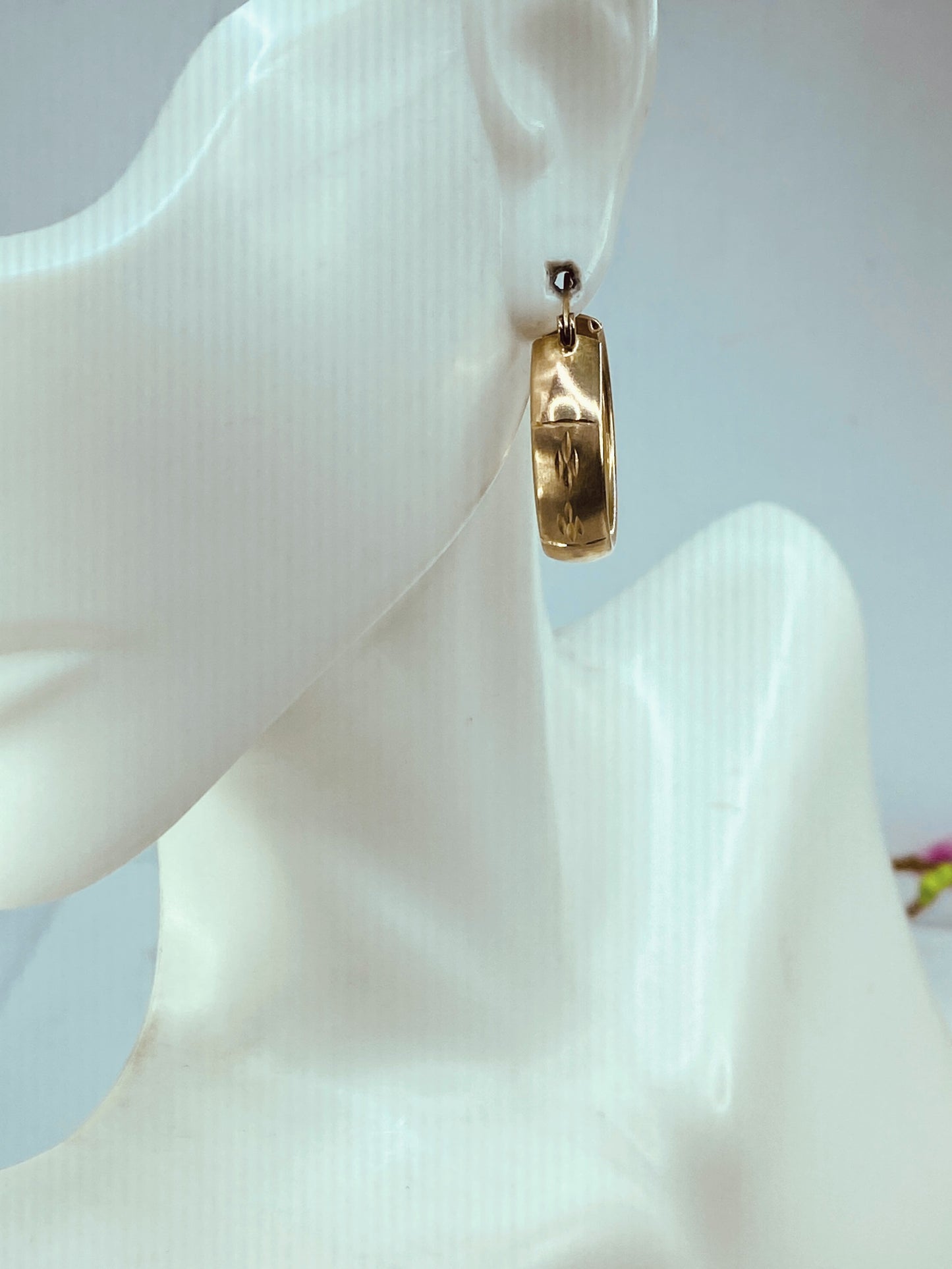 10K yellow gold 6mm Diamond etched satin hoop earrings 3.6g JR1003