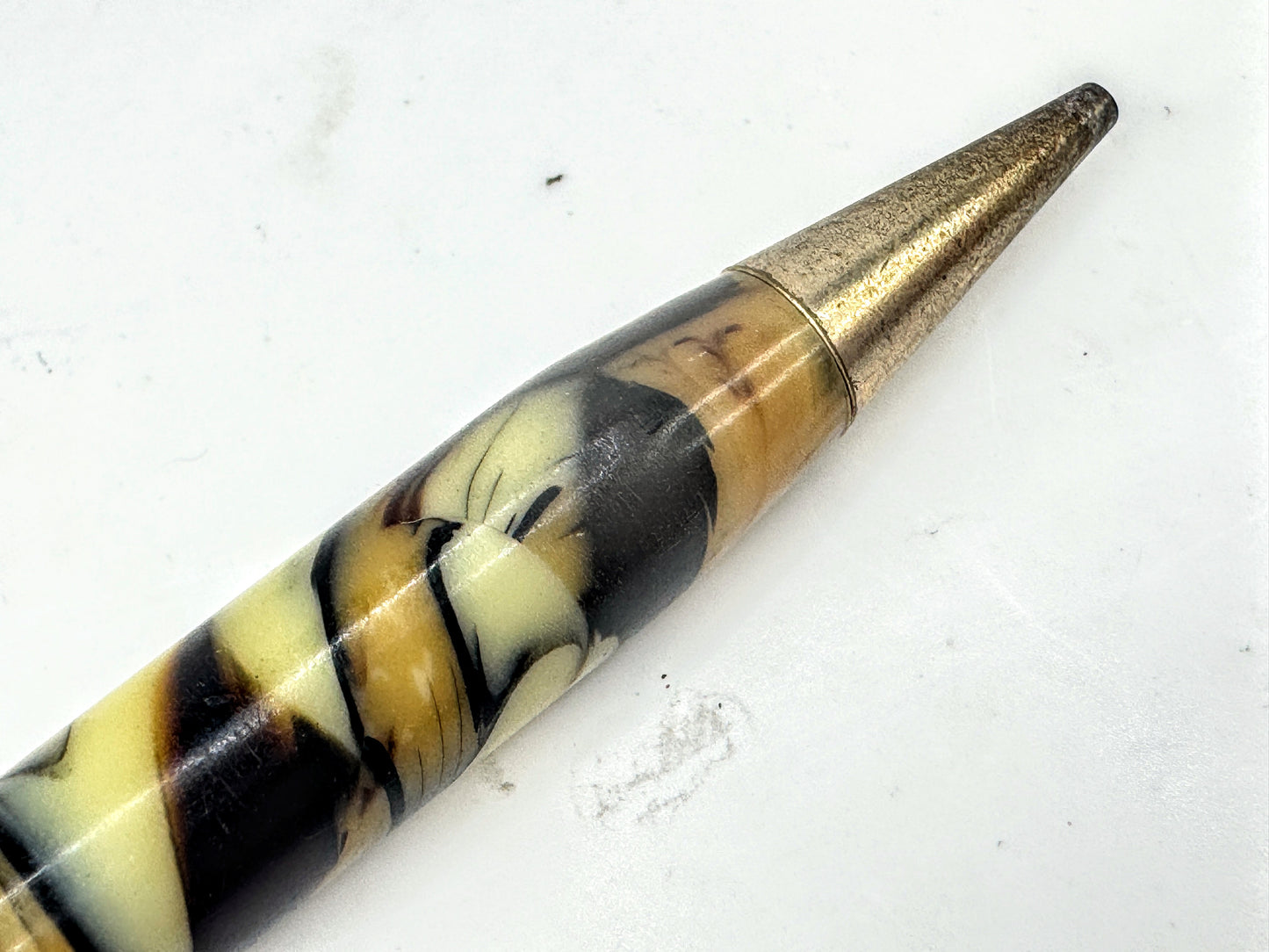 1930's Marbled Celluloid Lever Fill Fountain Pen 14K Gold Nib SS407