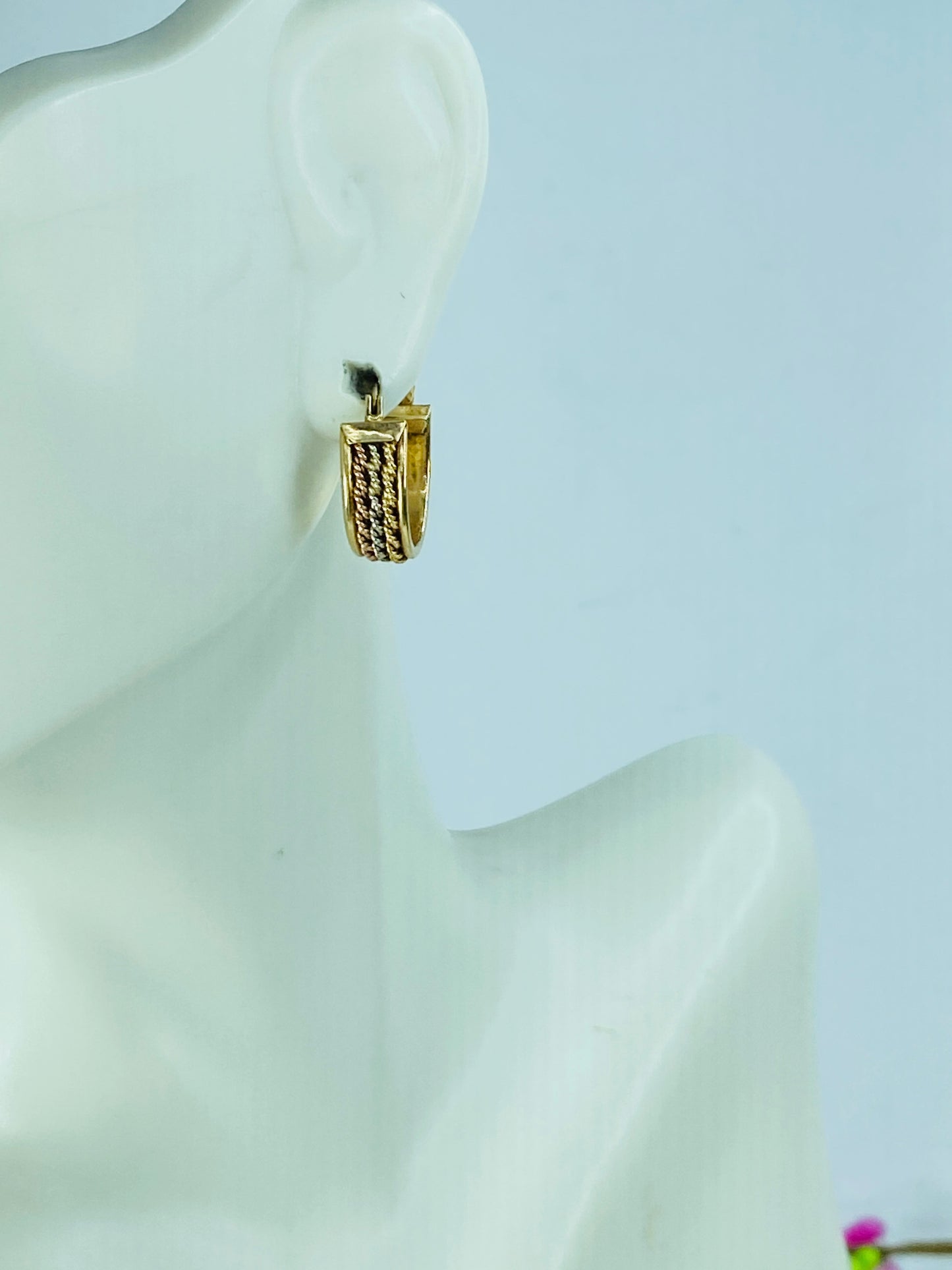 Classic 5.5mm Wide Triple Rope Twist 10K Yellow Gold Hoop Earrings 2.7g JR1008