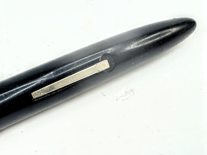 Mid Century Venus Black and Gold Hooded Medium Point Fountain Pen SS410