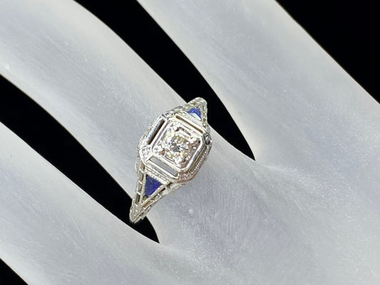 Antique Deco 18k Old Mine Cut Diamond Sapphire Filigree Engagement Ring