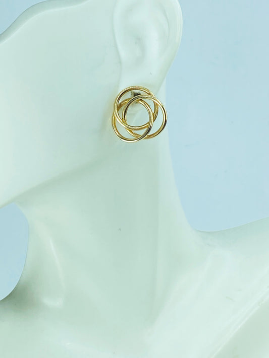 Dimensional 10K yellow gold interlocking circle pierced earrings. 1.7g JR1010