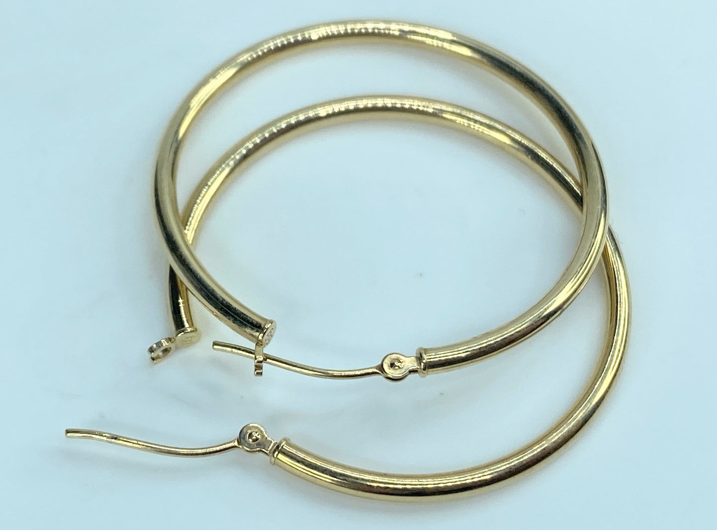 14K yellow gold 2.0mm x 35.0mm large Hoop earring JR9217