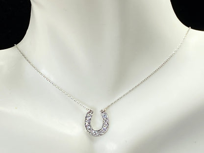 Platinum 1/3ct G/Si1 Round brilliant diamond Classic Horseshoe necklace