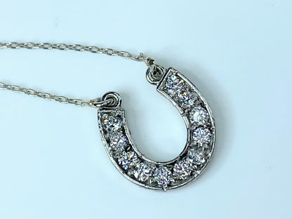 Platinum 1/3ct G/Si1 Round brilliant diamond Classic Horseshoe necklace