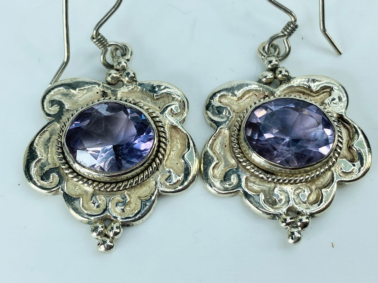 Elegant Sterling Floral Etched Faceted Sapphire Bezel-Set Dangle Earrings JR1019