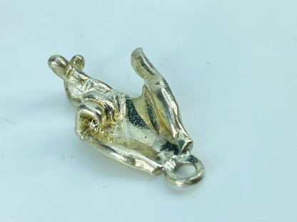 Solid Sterling Lucky Crossed Fingers Sign Language 18.5 x 14 x 11.2 6.9g JR1021