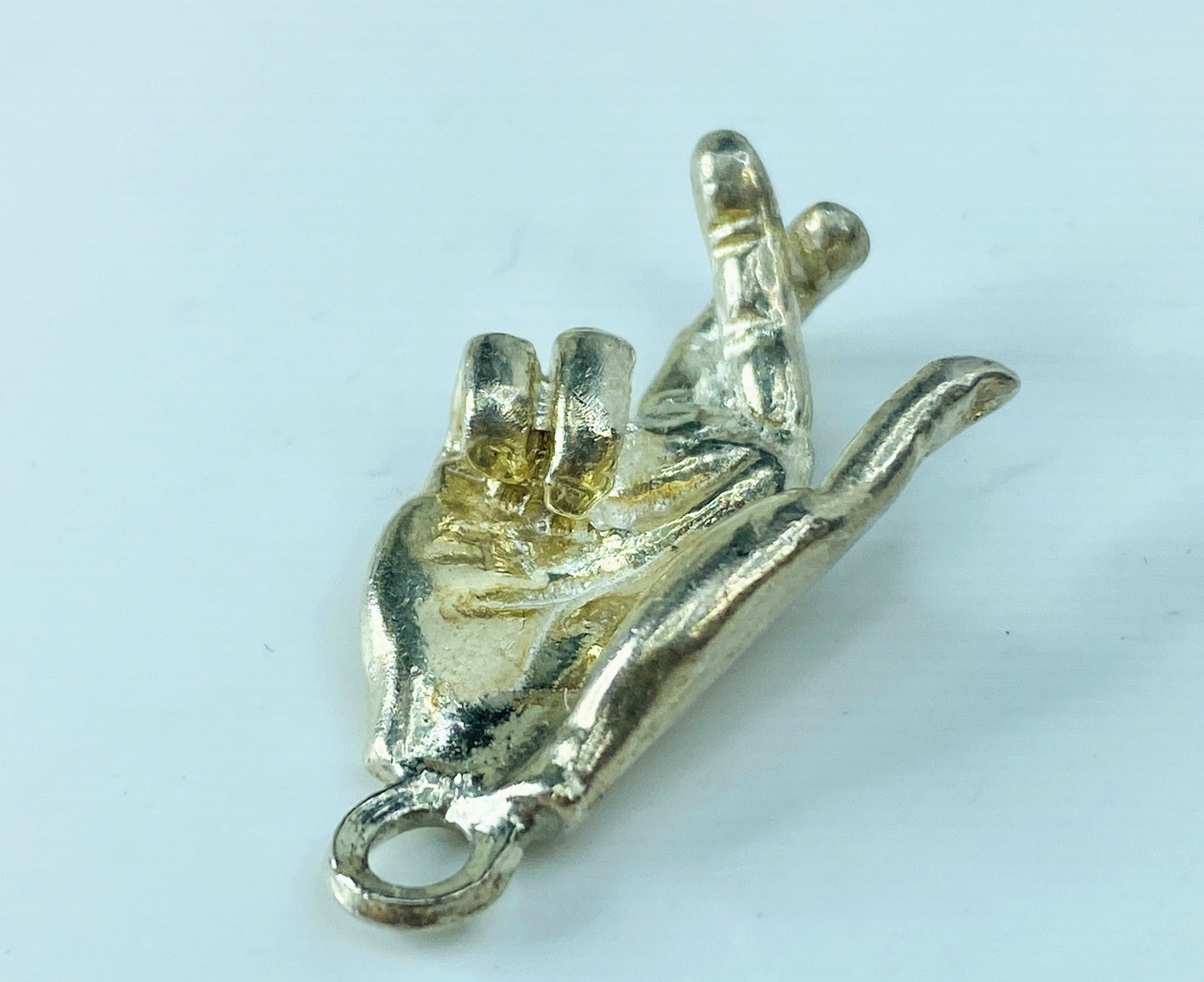 Solid Sterling Lucky Crossed Fingers Sign Language 18.5 x 14 x 11.2 6.9g JR1021