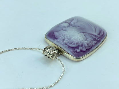 Classic Sterling Silver Lavender Resin Cameo bezel necklace 18" 9.2g JR1026