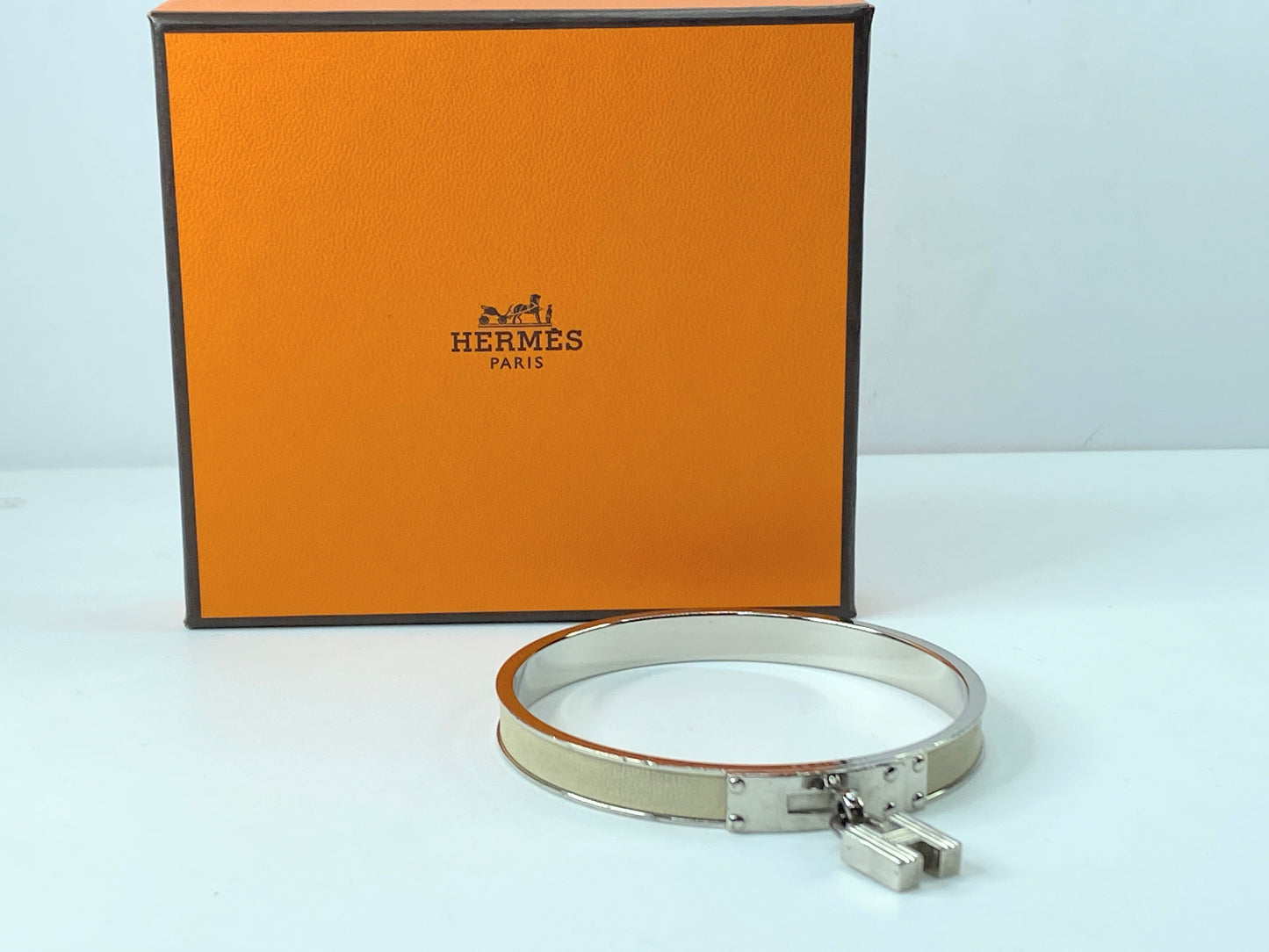 Hermes Bangle Ivory x Silver Color Kelly H Padlock W/Box GS407