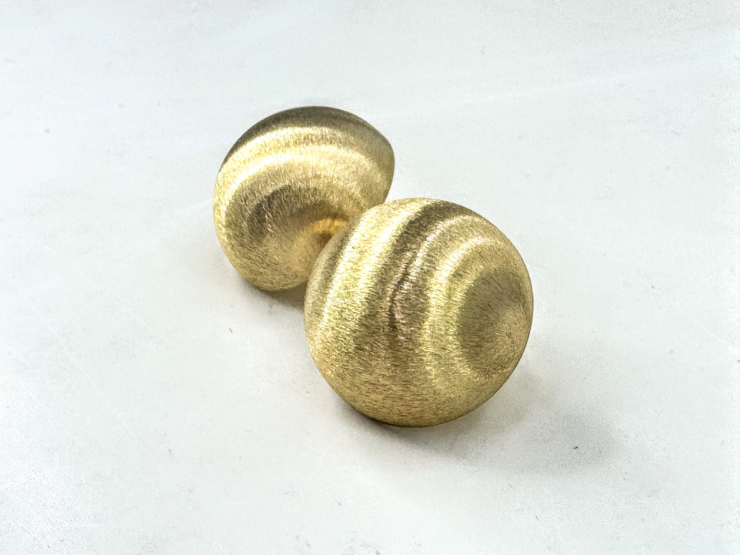 Vintage Italian 18K Yellow Gold Brushed Dome Omega Clip Earrings 13.7g JR1673