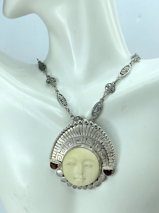 Sajen Aztec Face with Headdress Garnet gem ornate filigree link necklace JR1029