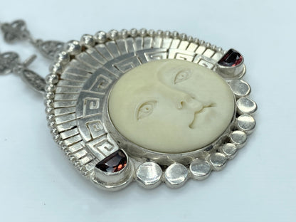 Sajen Aztec Face with Headdress Garnet gem ornate filigree link necklace JR1029