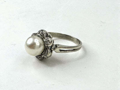 Antique 18K White Gold Pearl Diamond Accent Ring Edwardian Style Sz 5 JR1676