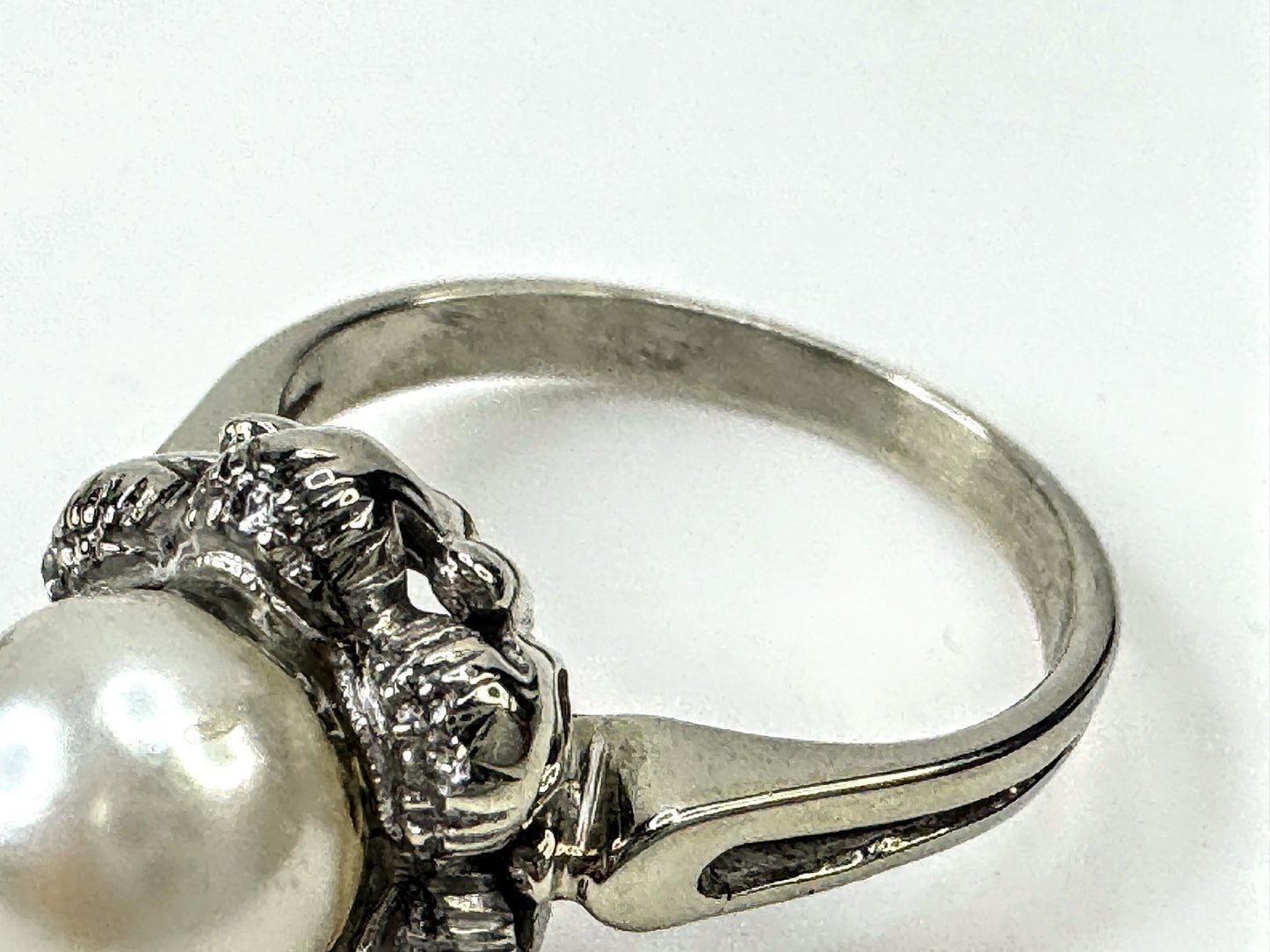 Antique 18K White Gold Pearl Diamond Accent Ring Edwardian Style Sz 5 JR1676