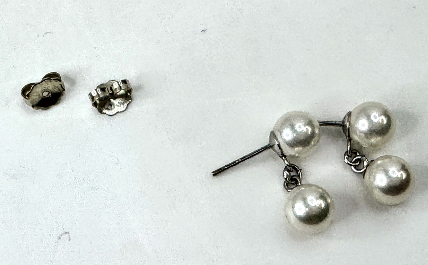 Mid Century 14K white Gold Double Cultured Pearl dangle Stud Earrings JR1678