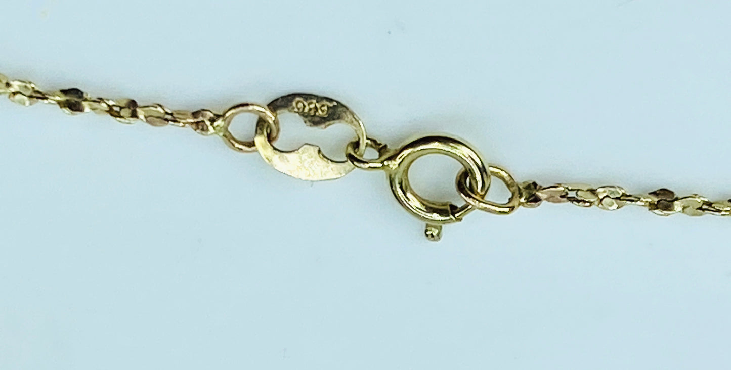 14K Gold Round Locket Pendant Necklace 18” Delicate Chain Vintage Style JR1218