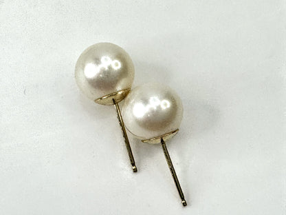 Mid-Century 14K Yellow Gold 8.2mm Fine Akoya Pearl Stud Earrings Pair JR1680
