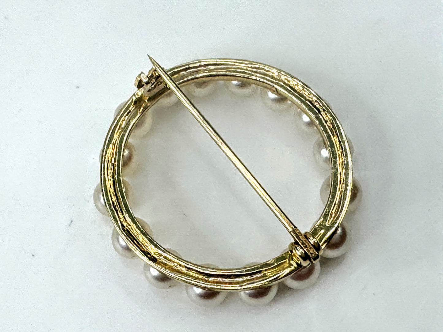 Vintage 14K Gold Cultured Pearl Circle Wreath Brooch Pin JR1683