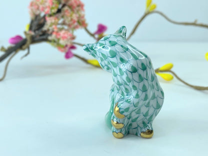 HEREND Miniature Cat 5283 - Green Fishnet - Domestic Collection A206
