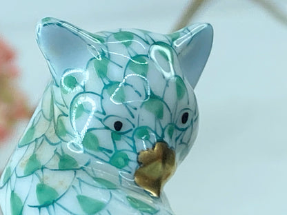 HEREND Miniature Cat 5283 - Green Fishnet - Domestic Collection A206