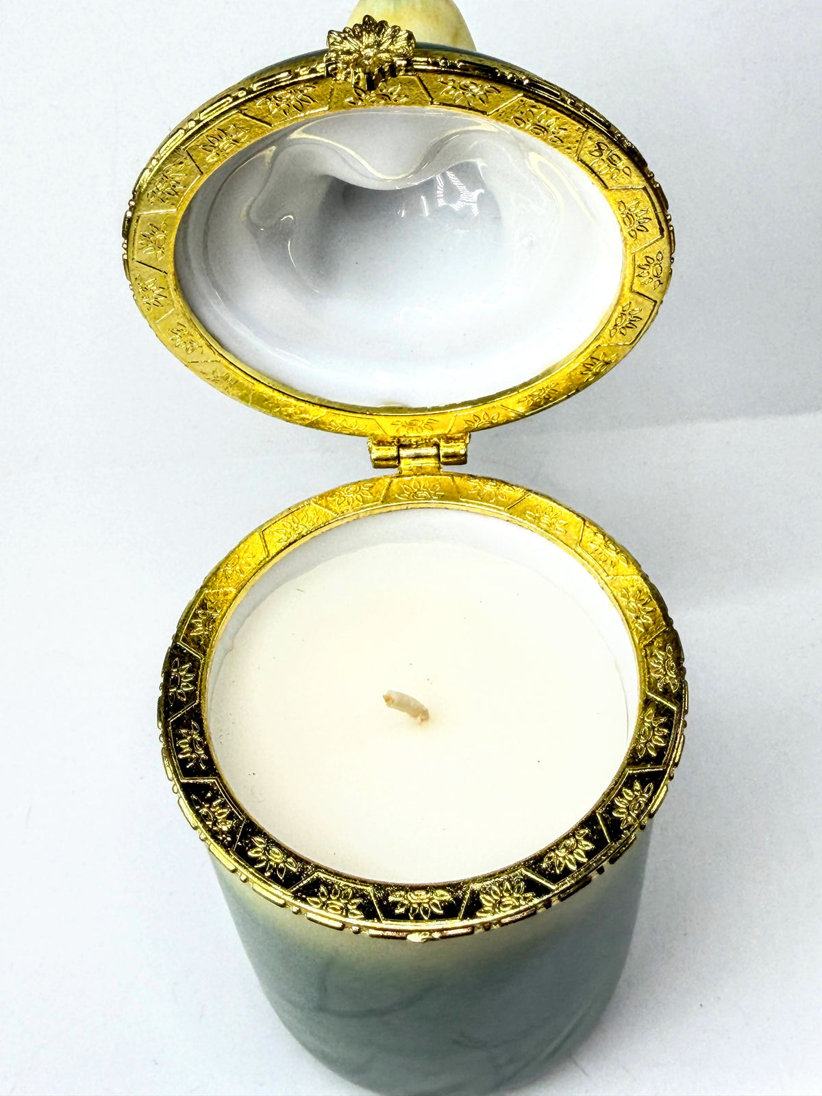 Green Porcelain Frog Figurine Candle Holder Trinket Box 4.5" XN144