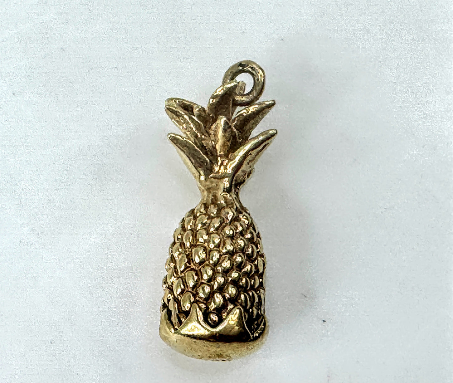 14K Yellow Gold Textured Pineapple Charm Pendant Tropical Fruit JR1692