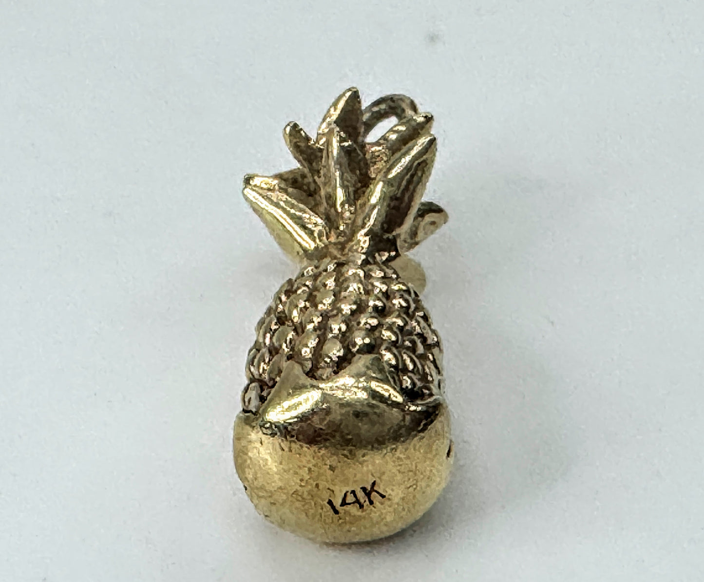 14K Yellow Gold Textured Pineapple Charm Pendant Tropical Fruit JR1692