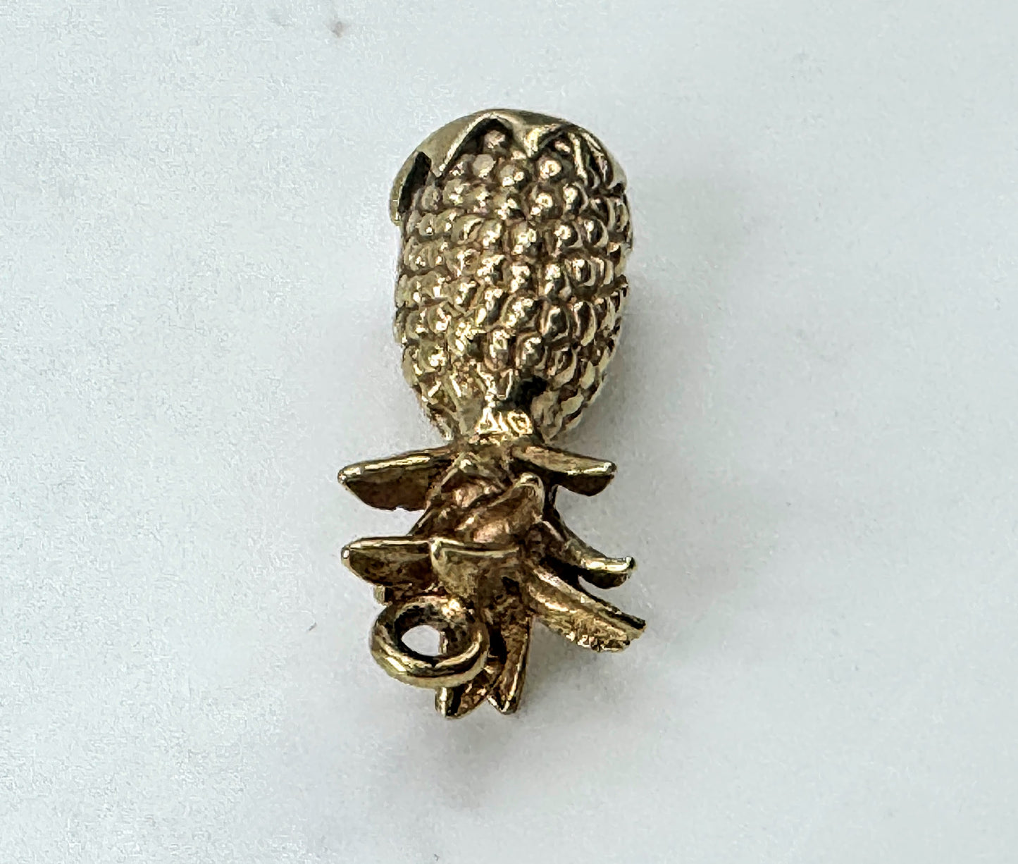 14K Yellow Gold Textured Pineapple Charm Pendant Tropical Fruit JR1692