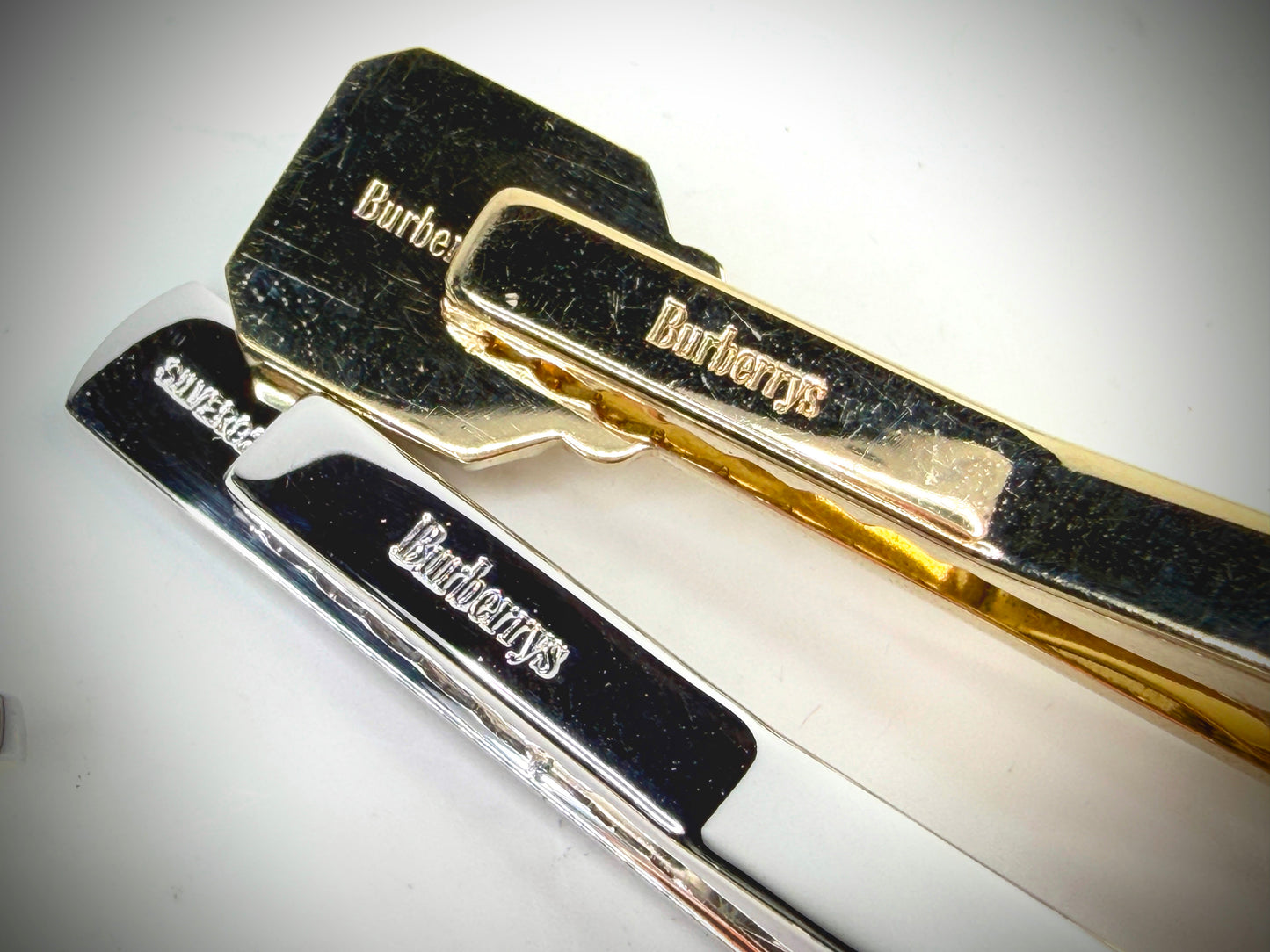 Vintage Burberrys Cufflinks Tie Bar Set Knight Motif SS3290