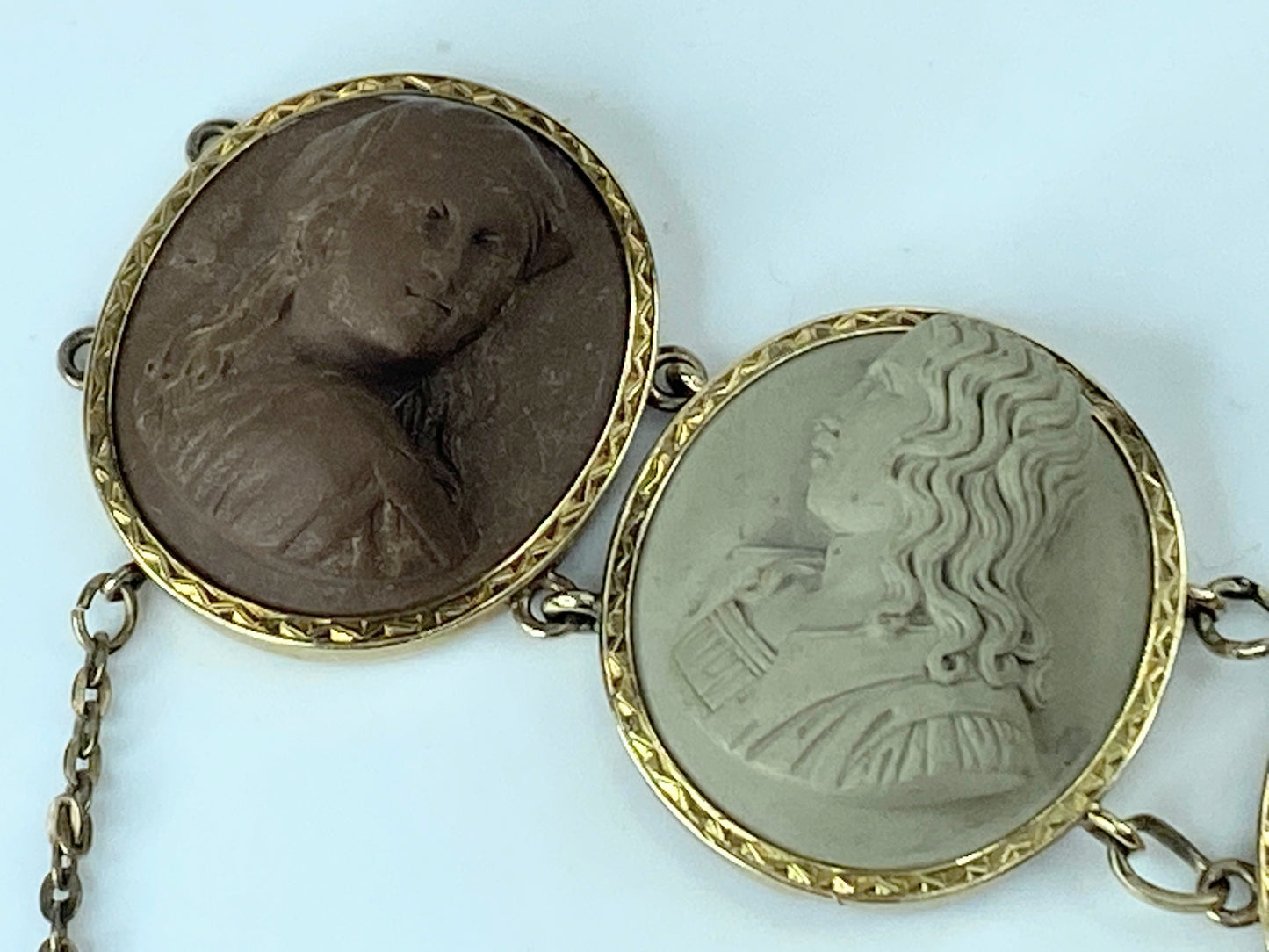 Antique 14K yellow gold Impressive Lava Cameo Bracelet signed 8 1/8" 56.7g JR373