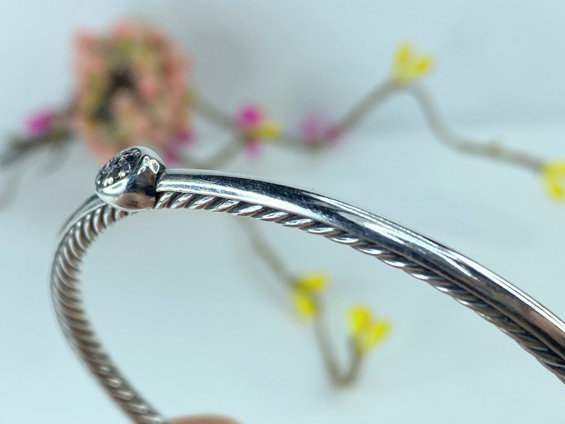 David Yurman Sterling Silver Pave Diamond 3mm Cable Wire Oval Bangle 7.5" JR376