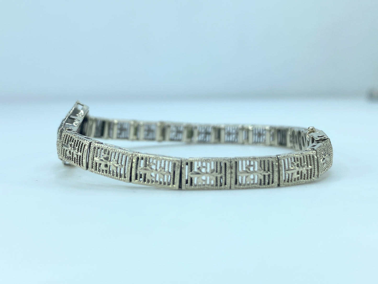 Art Deco Diamond Bracelet 10K Filigree Link Bracelet 7.2g JR9138