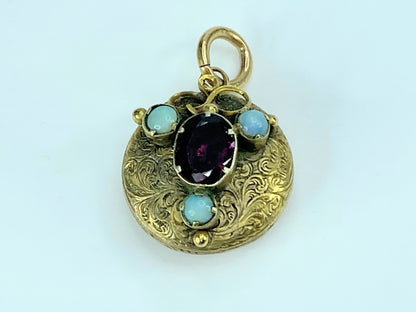 Antique Victorian 18 karat oval faceted Garnet Opal locket pendant 6.4g JR9929