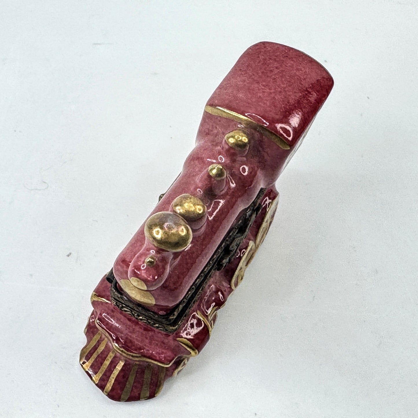Peint Main Limoges France Red Train Locomotive Porcelain Hinged TrinketBox A1039