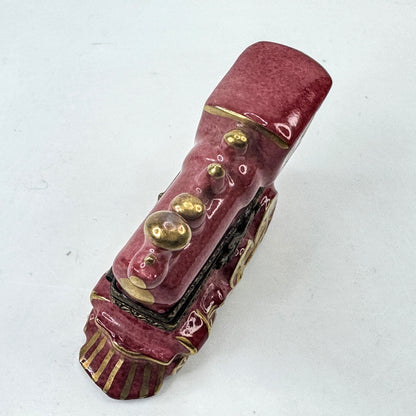 Peint Main Limoges France Red Train Locomotive Porcelain Hinged TrinketBox A1039