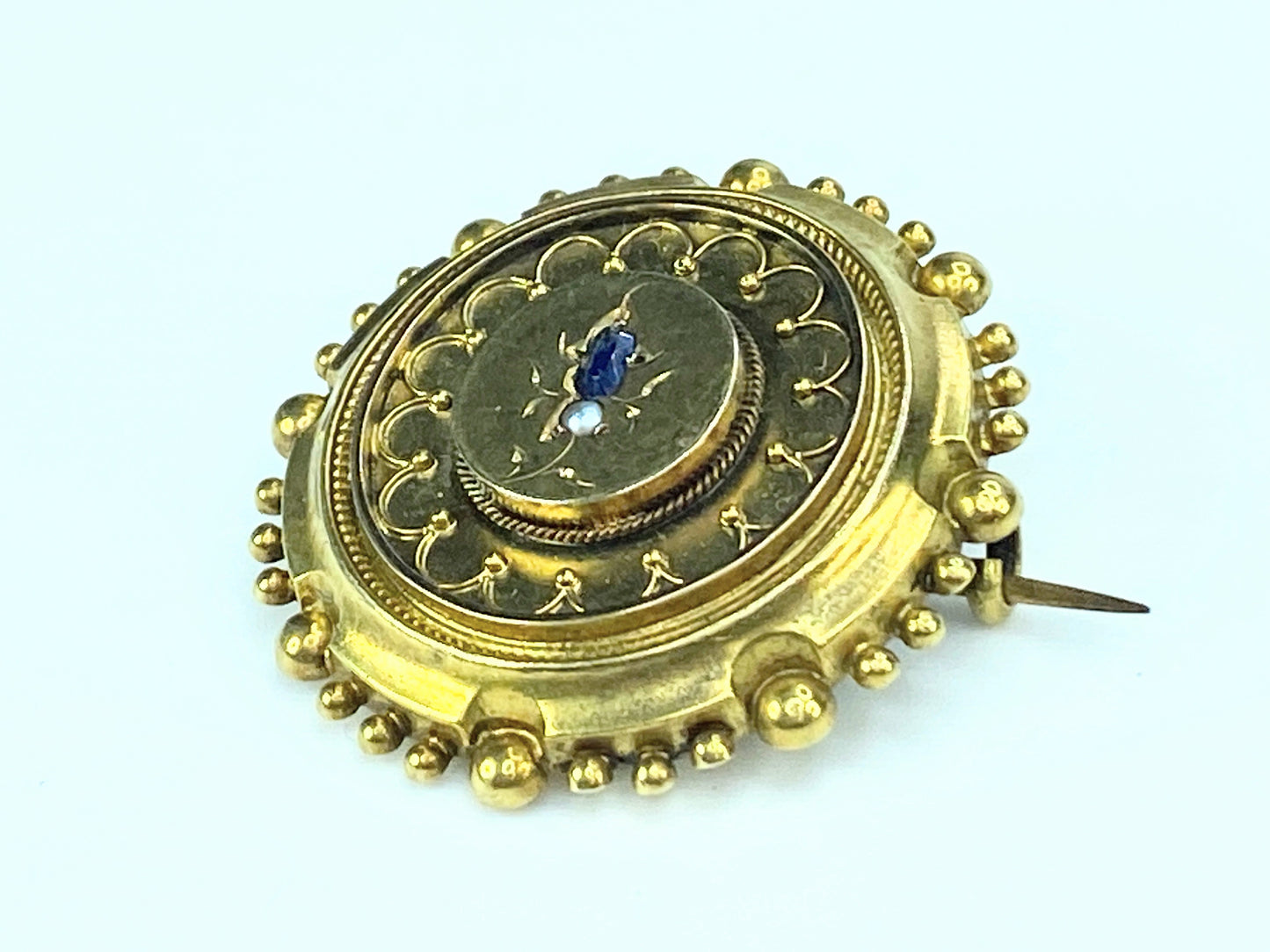 19th Century Gem set brooch with insect and cannetile motift in 15K gold JR9932