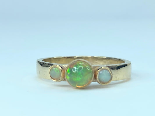 14K yellow gold Trio natural Opals ring 3.7g s7 JR9135