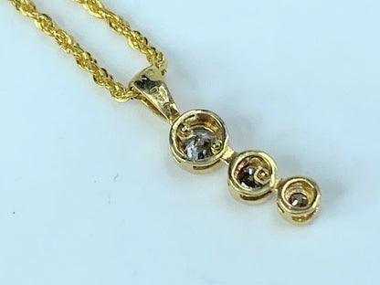 18K gold 0.3ct round brilliant Diamond necklace 3.0g 18" JR9143