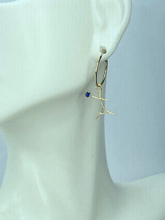 Handmade 14K yellow gold natural Sapphire Dancer Hoop earring JR9146